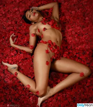St_Merrique / SundayBest nude photo #0104