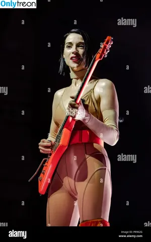 St Vincent / Annie Erin Clark / st_vincent nude photo #0193