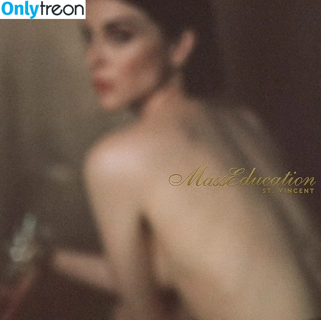 St Vincent nude photo #0189 (Annie Erin Clark / st_vincent)