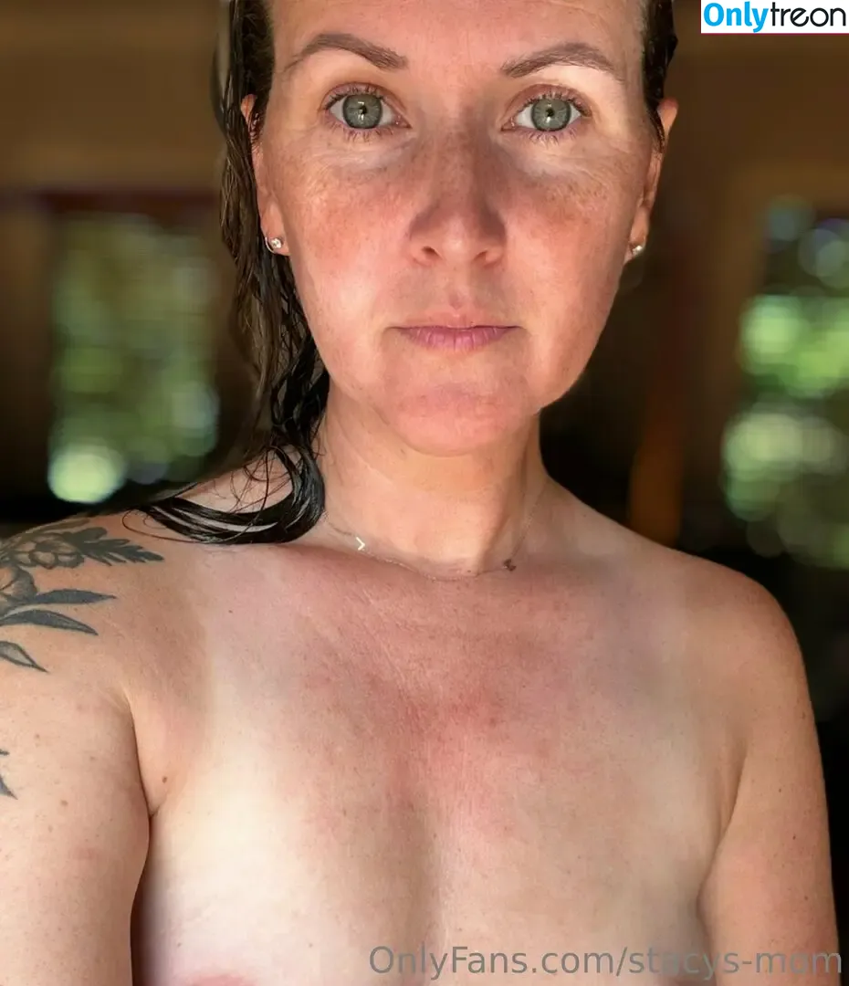 stacys-mom nude photo #0006 (stacys-mom)