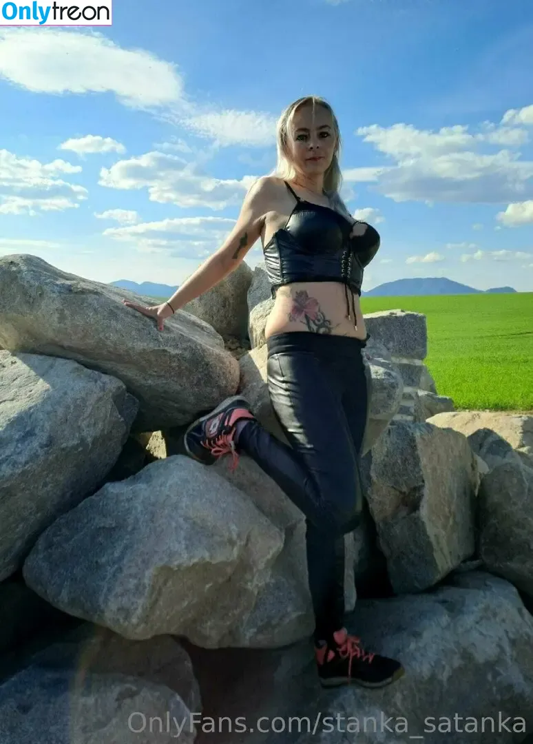stanka_satanka nude photo #0011 (iamsatanka)