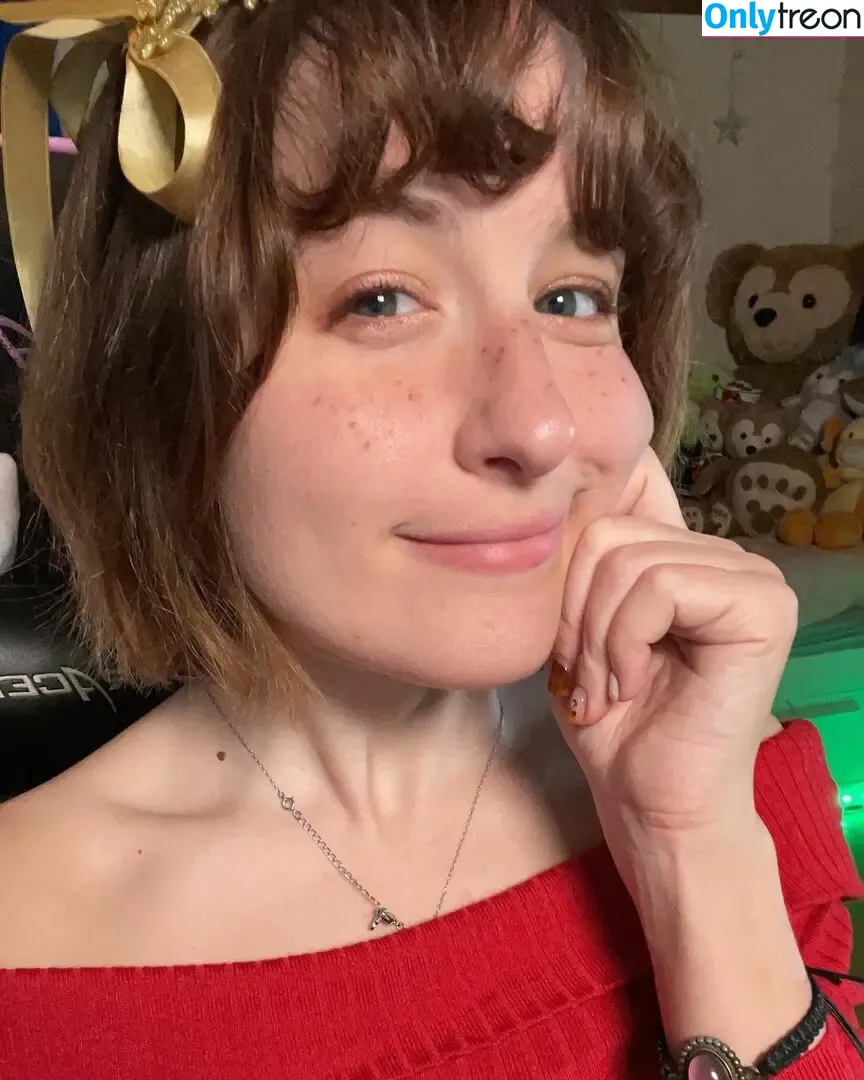 Starbitzy nude photo #0011 (Starbitzy)