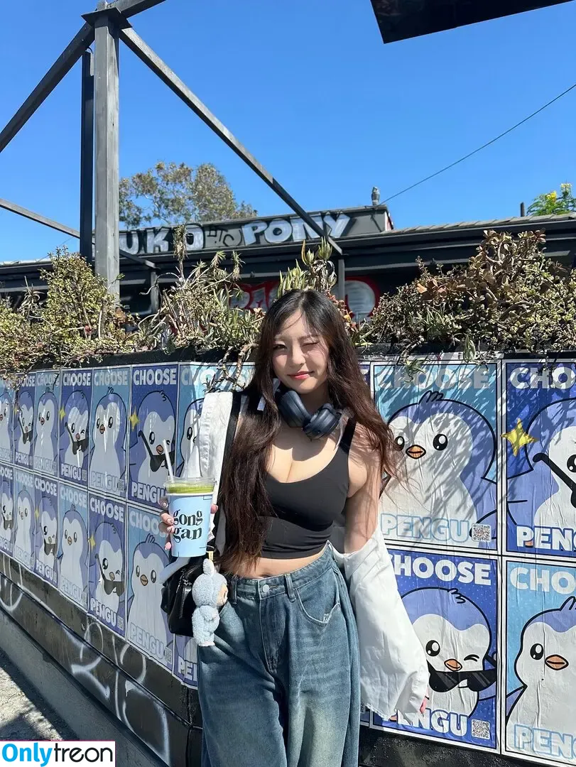 Starriebun nude photo #0049 (staribunbun / starriebunn)