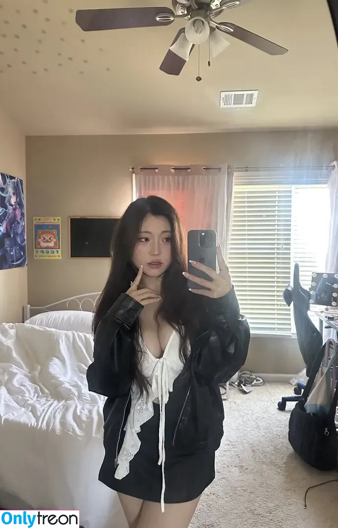Starriebun nude photo #0052 (staribunbun / starriebunn)