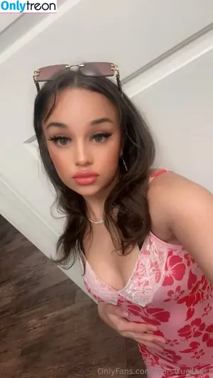 nude photo #0002