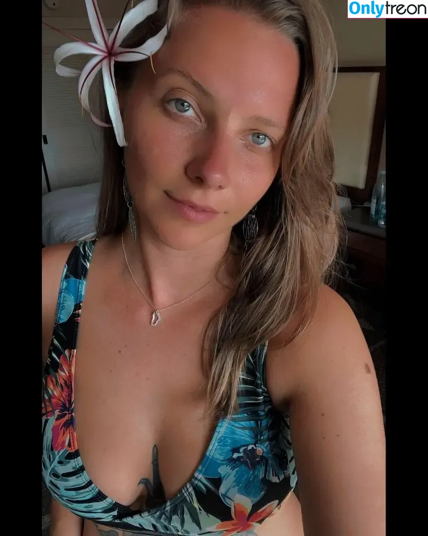 Stay Steezy ASMR nude photo #0002 (steezystudio / steph.zeez / stephaniesteez)