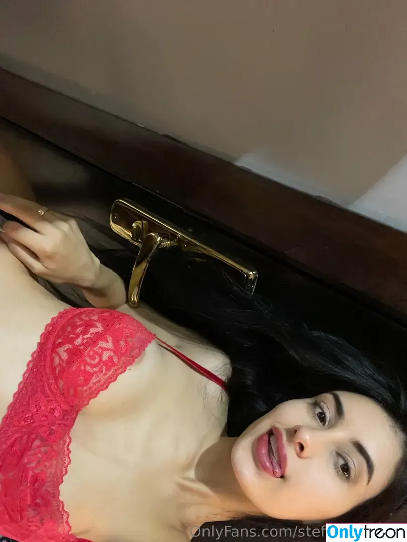 Steffany Garcia nude photo #0012 (itssteffanygarcia / steffany.garcia)