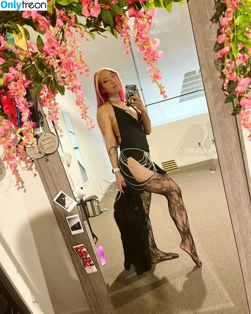 Stella Chung nude photo #0186 (ParallaxStella / therealparallaxstella)