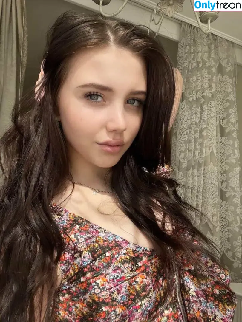 Stella Quinn nude photo #0072 (stella_quinn19 / stellamoon69)