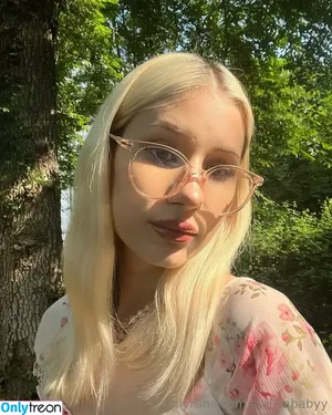 stellaababyy / stellaababyy_ nude photo #0003