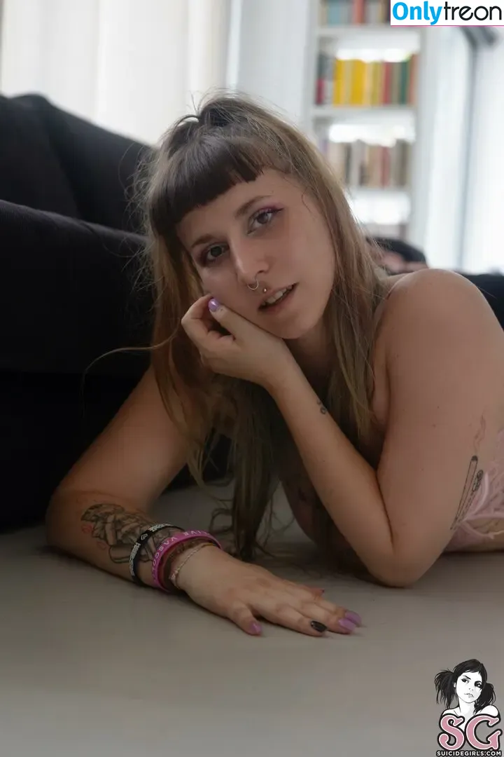Stellamyldred nude photo #0003 (stellamyldred_)