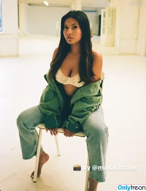  nude photo #0009