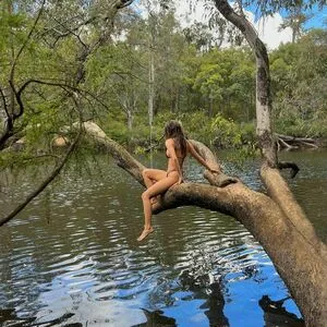 Steph Mandich / shopmononoke / stephmandich nude photo #0011