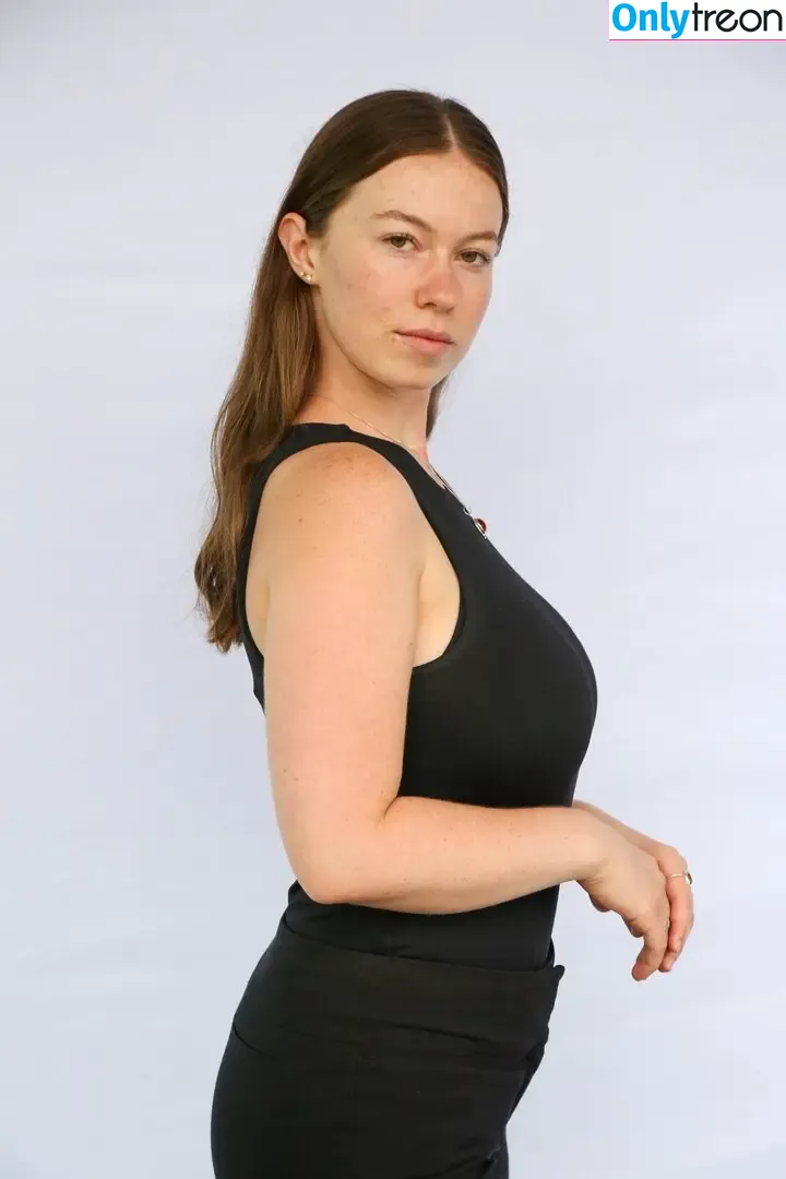 Stephanie Cox nude photo #0007 (cox2223 / stephanieleecox)