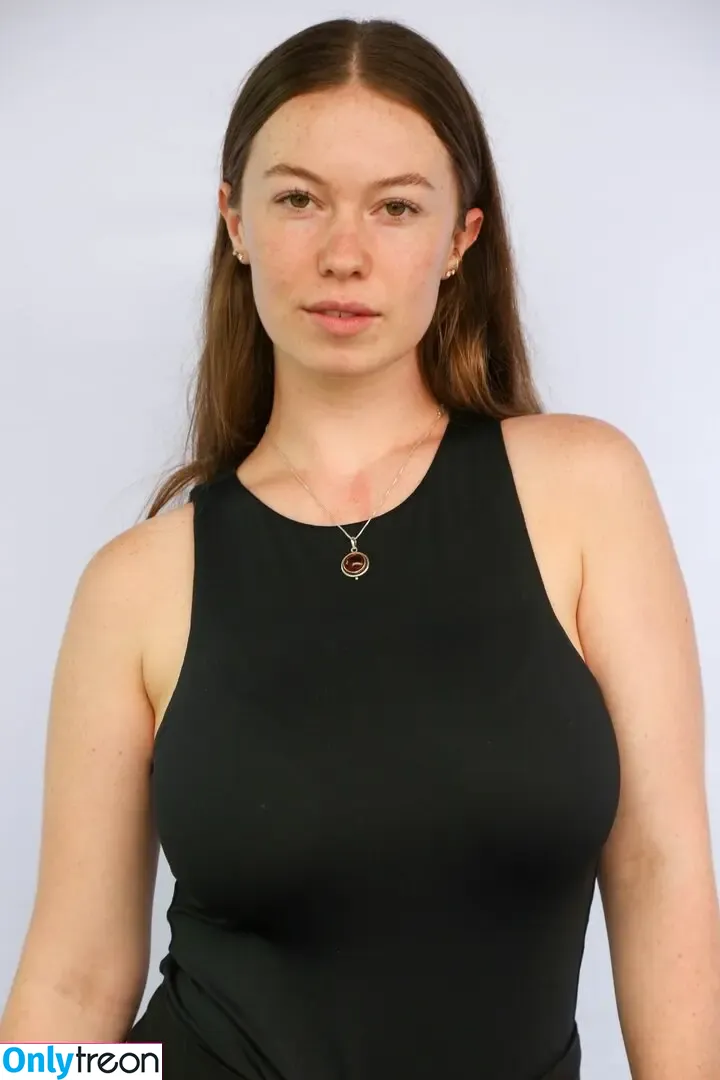 Stephanie Cox nude photo #0013 (cox2223 / stephanieleecox)