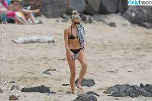 Stephanie Pratt / officialstephpratt nude photo #0194