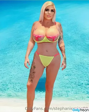  nude photo #0007