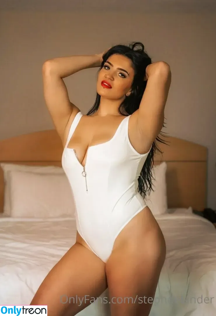 stephdelander nude photo #0031 (stephdelander)