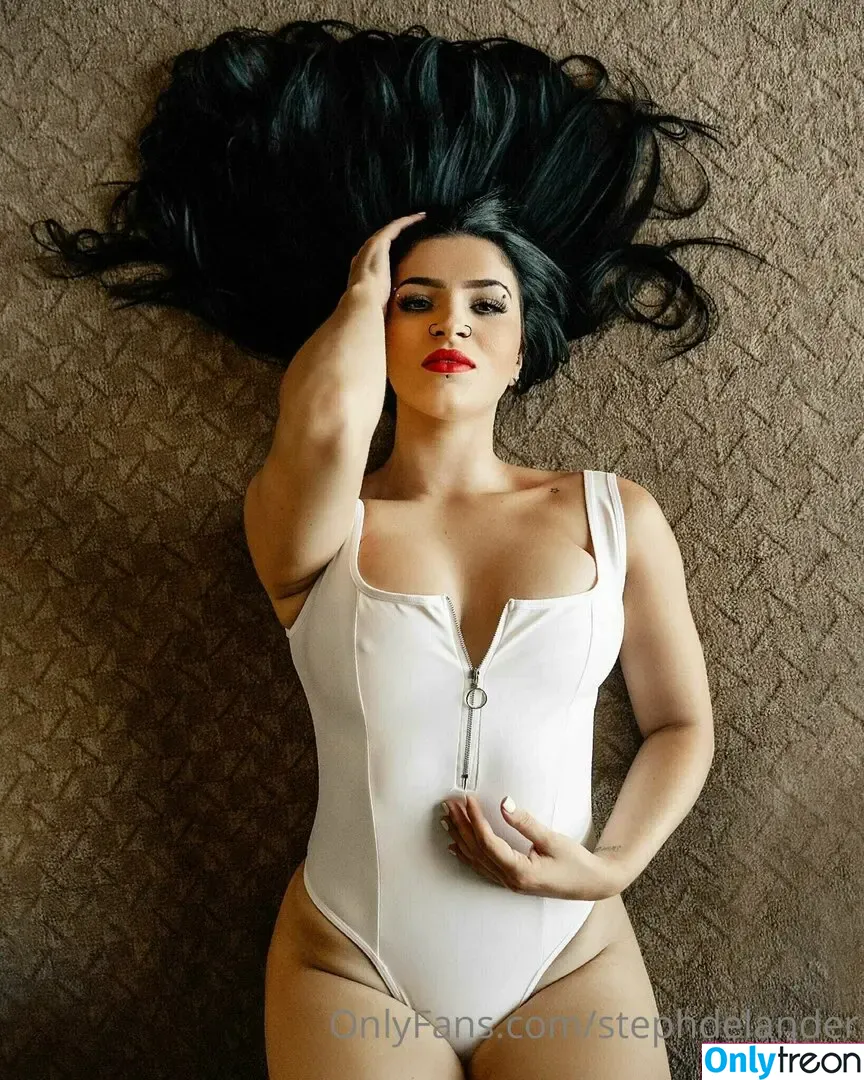 stephdelander nude photo #0042 (stephdelander)