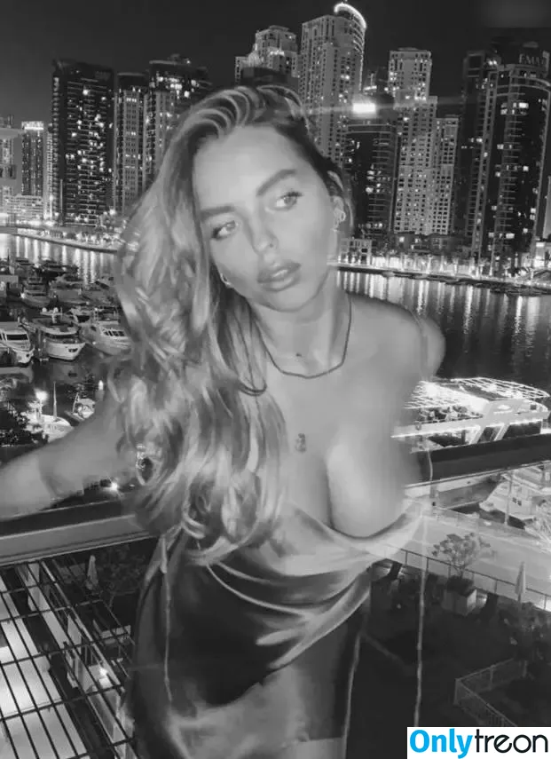 stevensluna nude photo #0008 (lunastevens1)