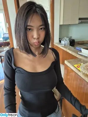 stiwaberi / ishiberries_ / nicepinays / stephoshiri nude photo #0108