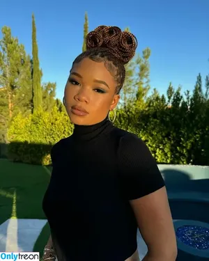Storm Reid / stormikush / stormreid nude photo #0608