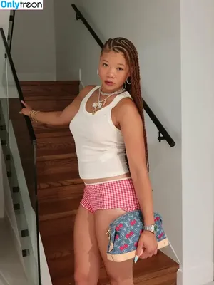 Storm Reid / stormikush / stormreid nude photo #0870