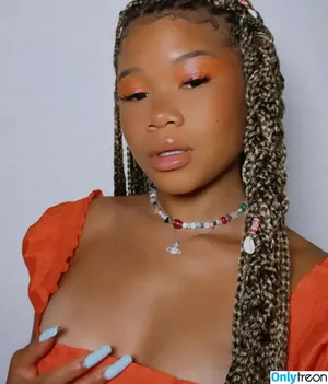 Storm Reid / stormikush / stormreid nude photo #0911