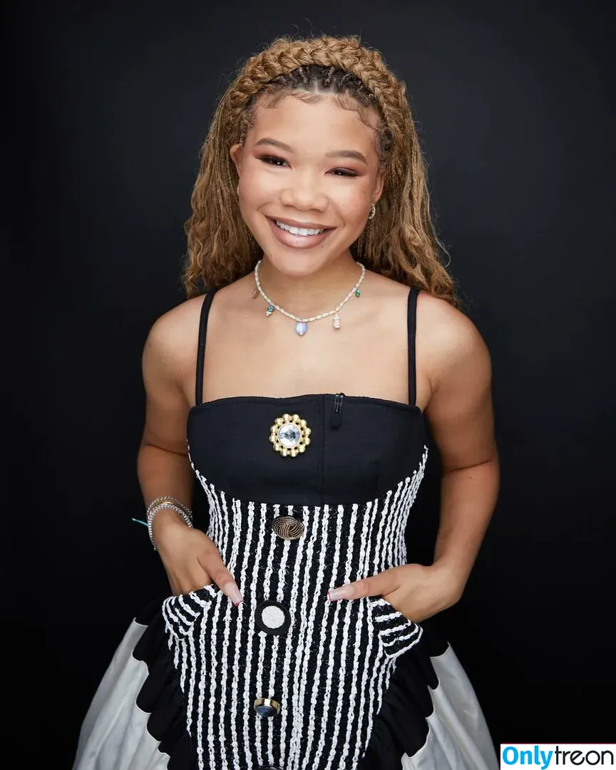 Storm Reid nude photo #0040 (stormikush / stormreid)