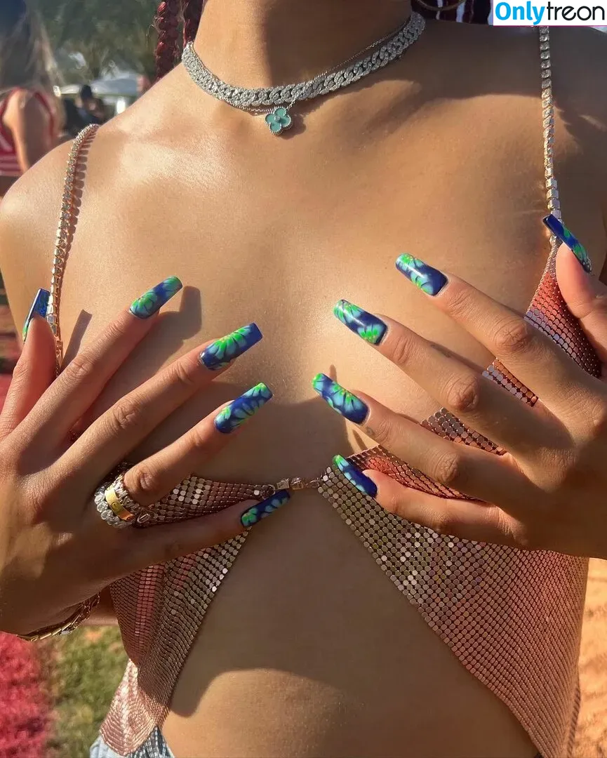 Storm Reid nude photo #0222 (stormikush / stormreid)