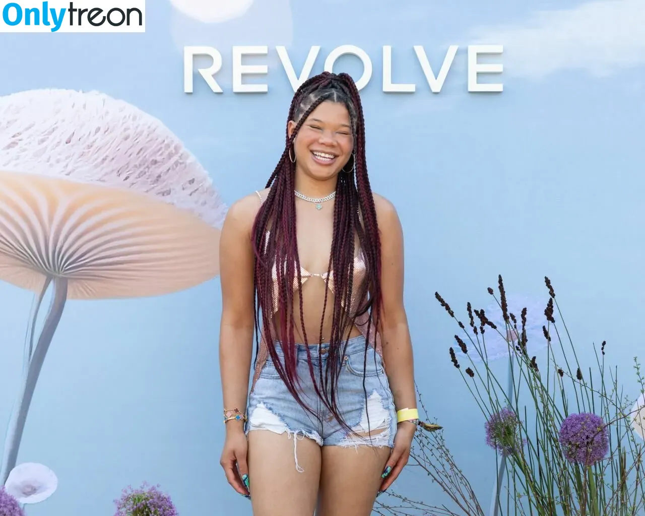 Storm Reid nude photo #0239 (stormikush / stormreid)