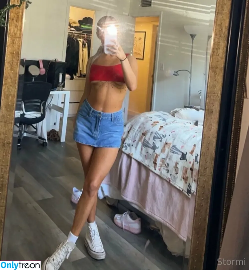 stormibabyxx nude photo #0011 (Stormi Mullins / stormi.mullins)
