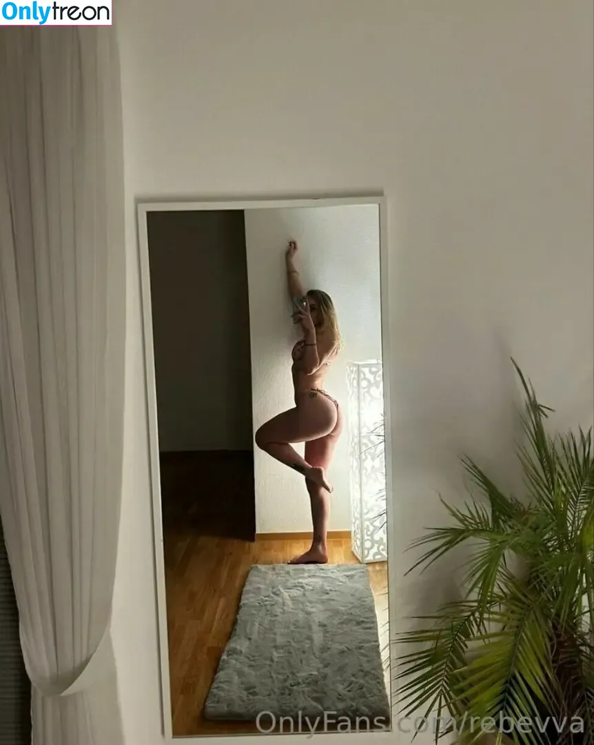 StormRebecca nude photo #0008 (rebevva)