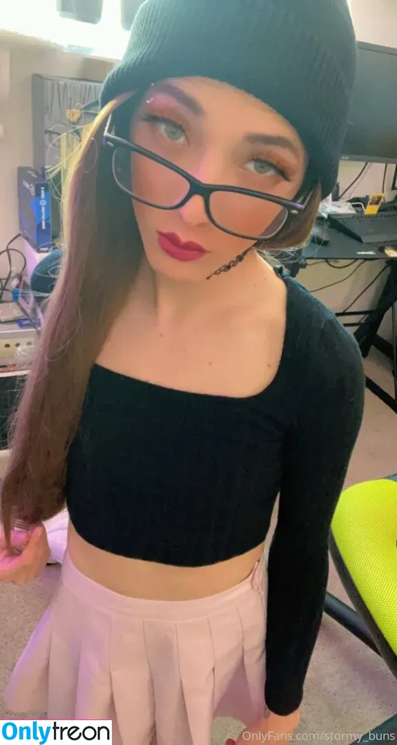 Stormy_buns nude photo #0019 (Stormy_buns)