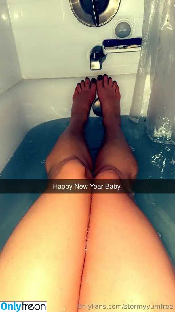 stormyyumfree nude photo #0025 (stormythereal)