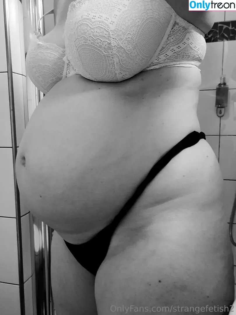 strangefetish2 nude photo #0012 (strangefetish2)