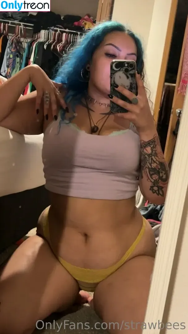 strawbees nude photo #0006 (strawbees)