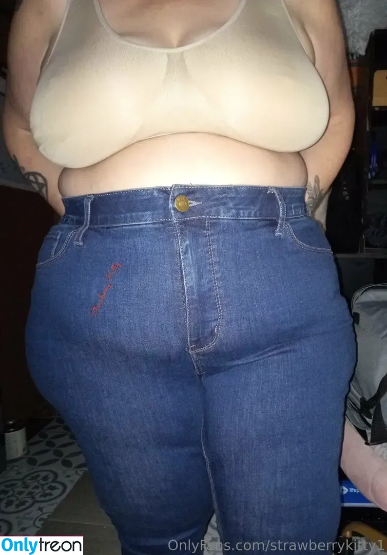 strawberrykitty1 nude photo #0024 (strawberrykitty88)