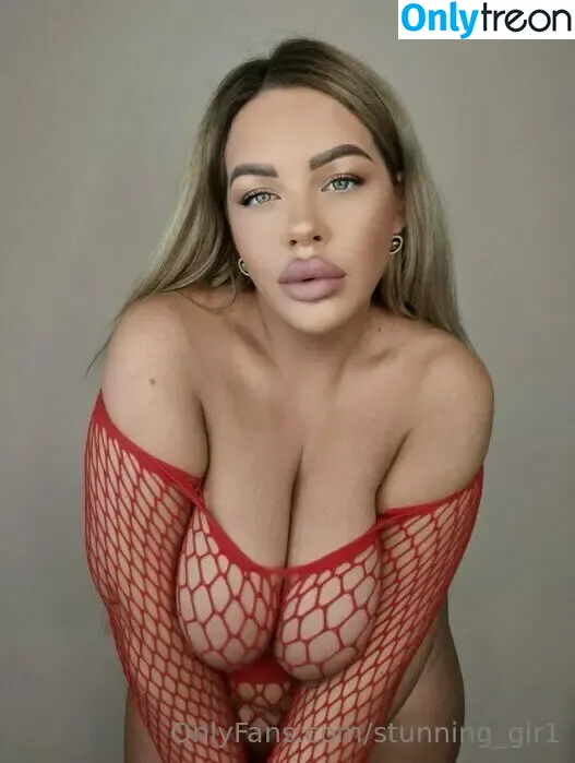 stunning_gir1 nude photo #0034 (__.stunning_girl.__)