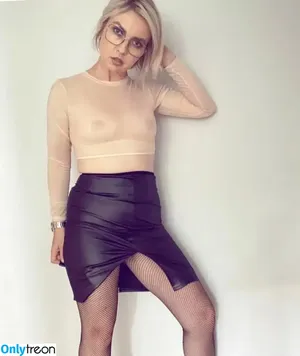  nude photo #0006