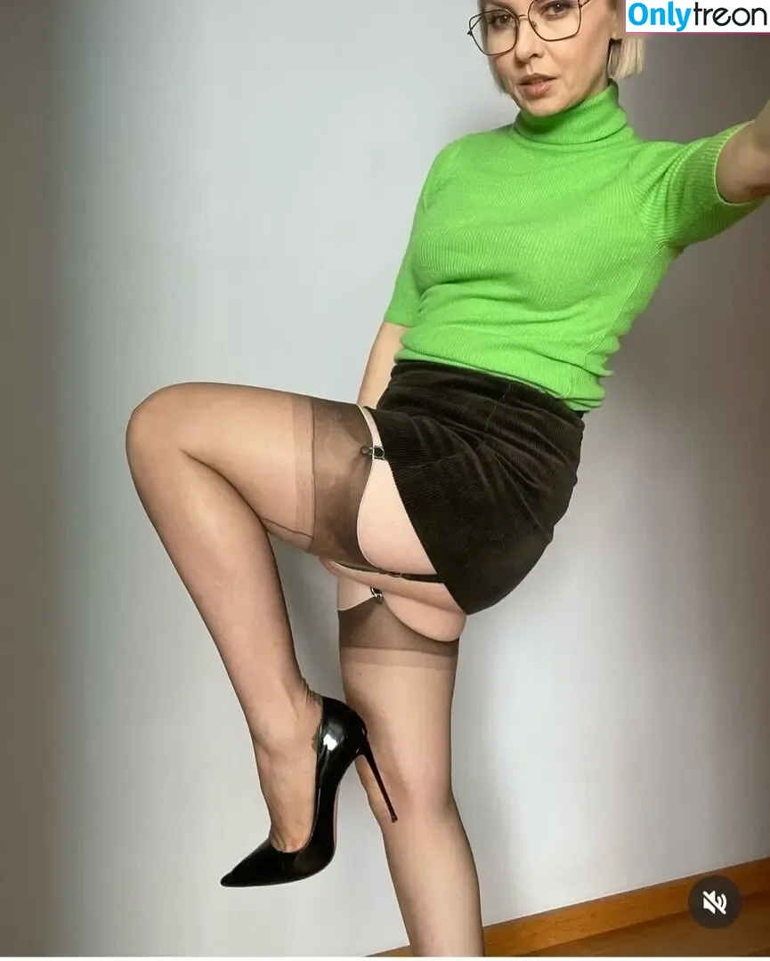 Stylova76 nude photo #0039 (Stylova76)