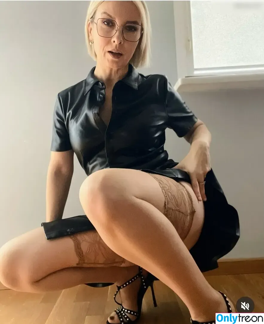 Stylova76 nude photo #0077 (Stylova76)
