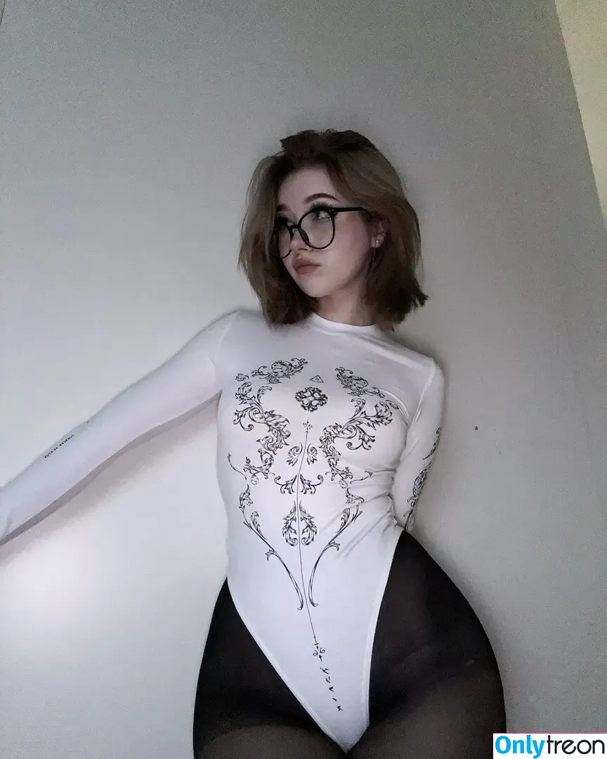 su_ga_r_ik nude photo #0006 (sugarsontop)