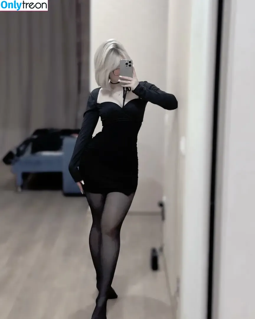su_ga_r_ik nude photo #0015 (sugarsontop)