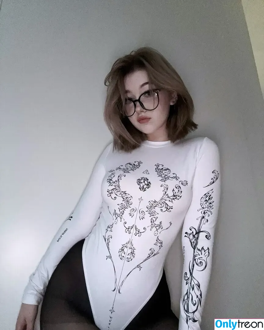 su_ga_r_ik nude photo #0080 (sugarsontop)