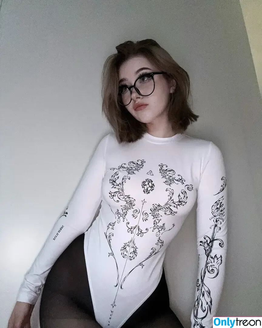 su_ga_r_ik nude photo #0081 (sugarsontop)