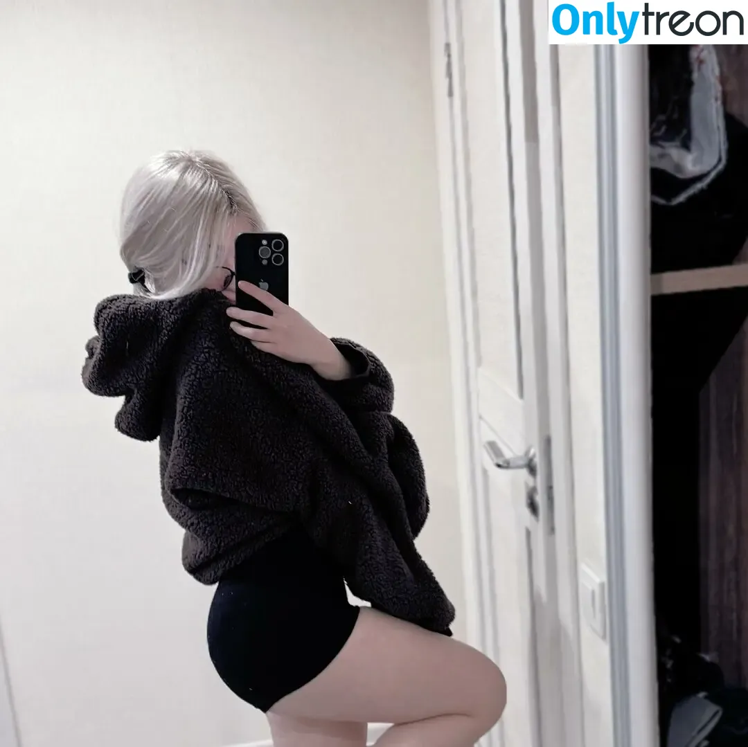 su_ga_r_ik nude photo #0117 (sugarsontop)