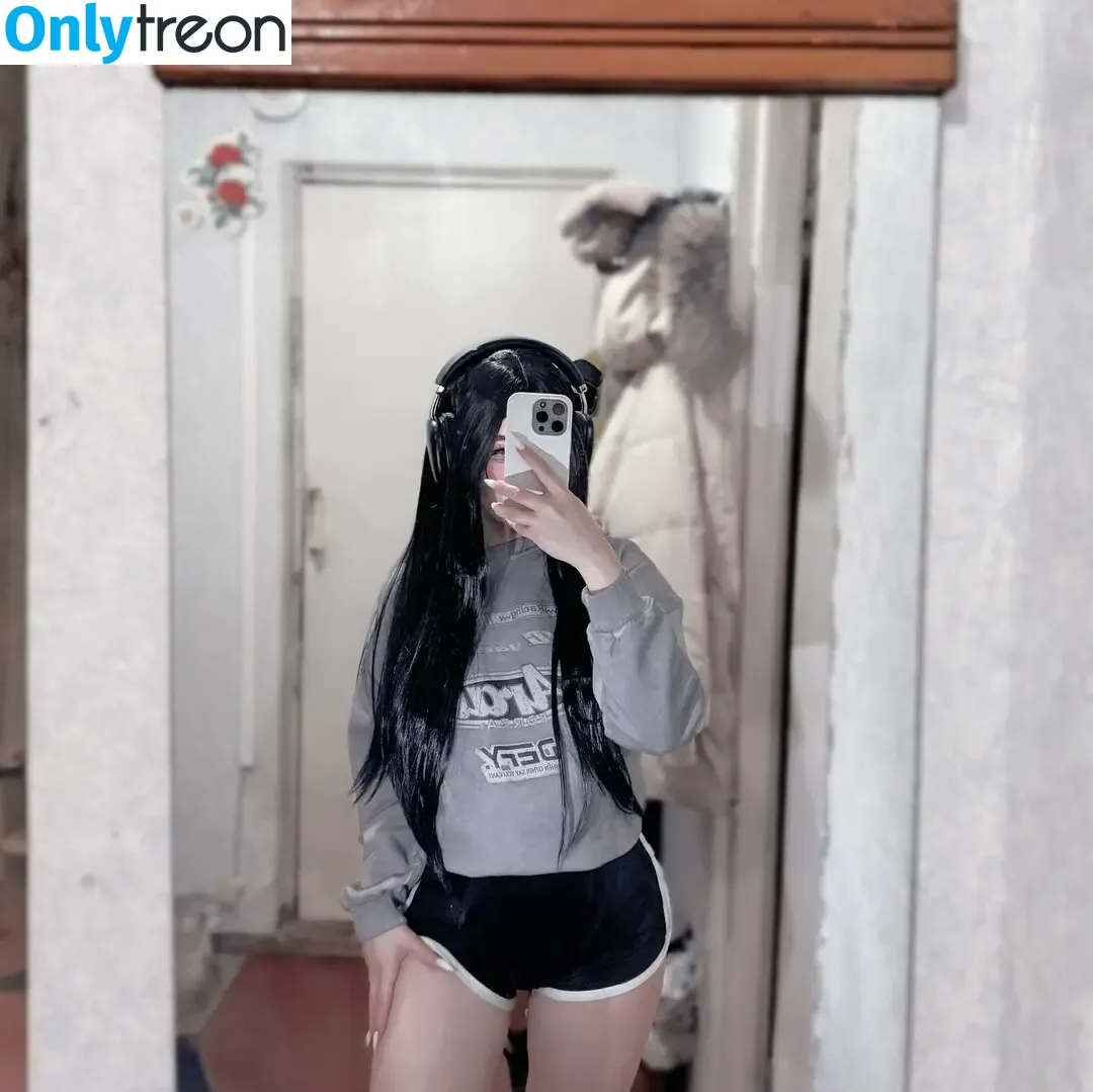 su_ga_r_ik nude photo #0139 (sugarsontop)