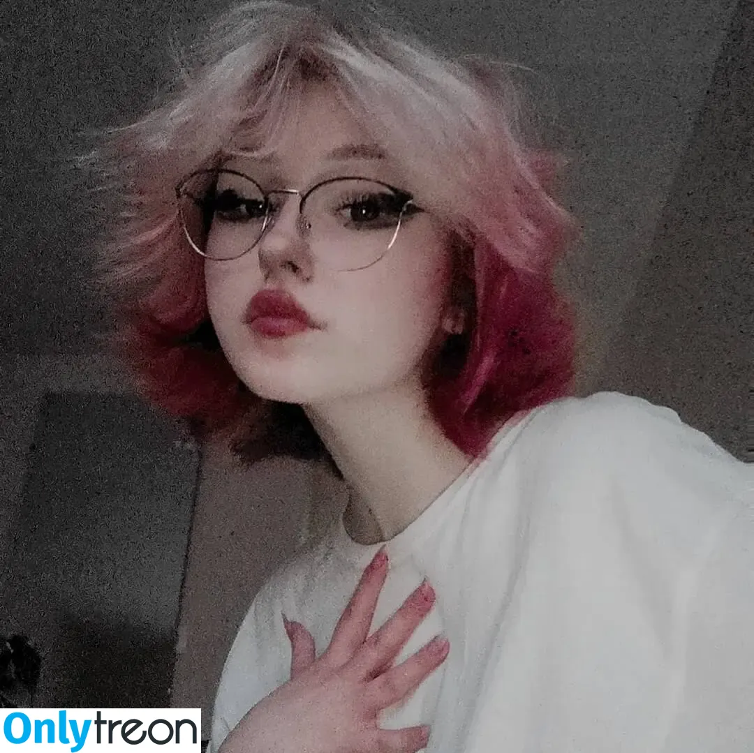 su_ga_r_ik nude photo #0156 (sugarsontop)