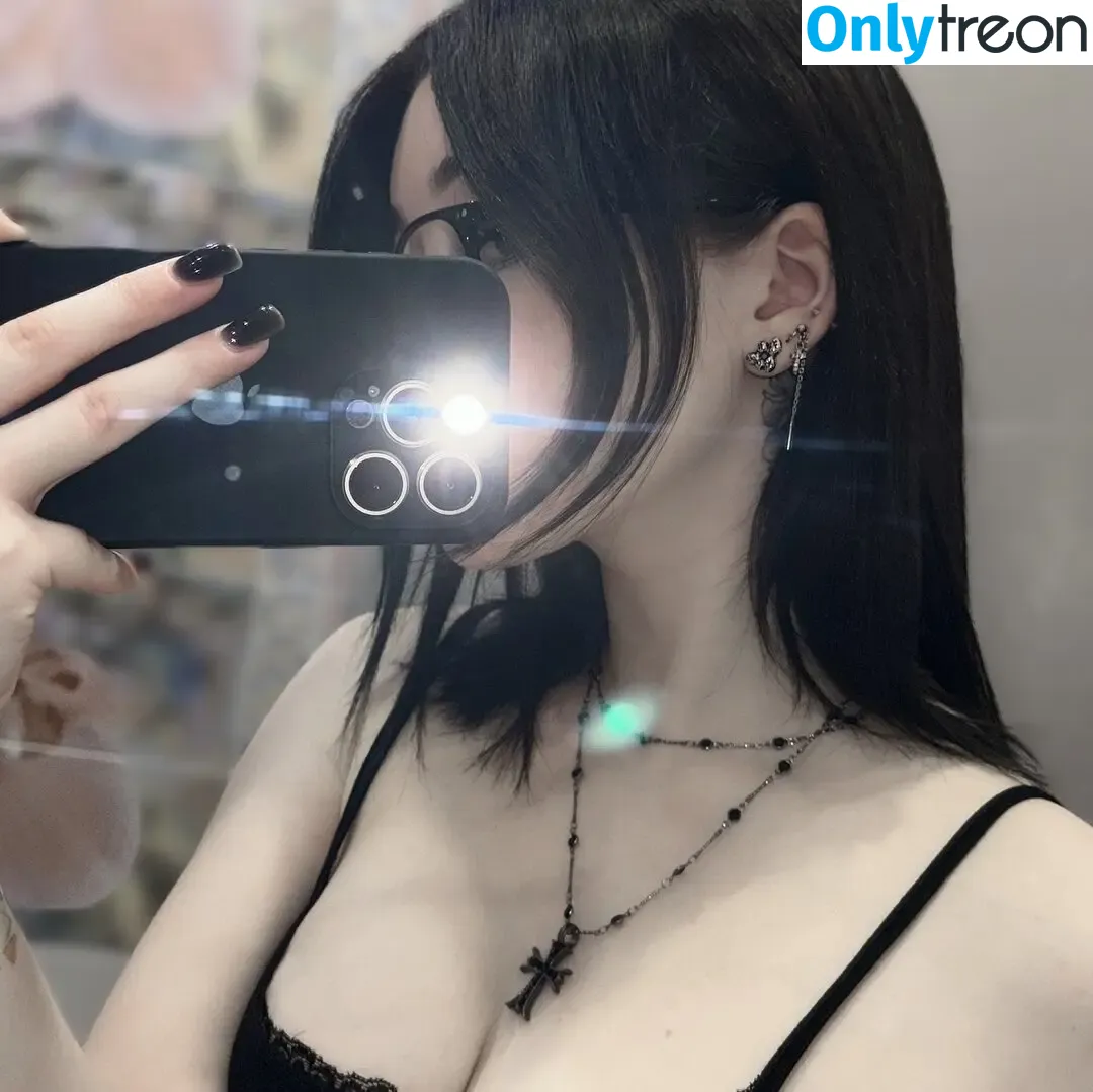 su_ga_r_ik nude photo #0174 (sugarsontop)